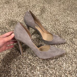 NWT Steve Madden Gray Suede Heel